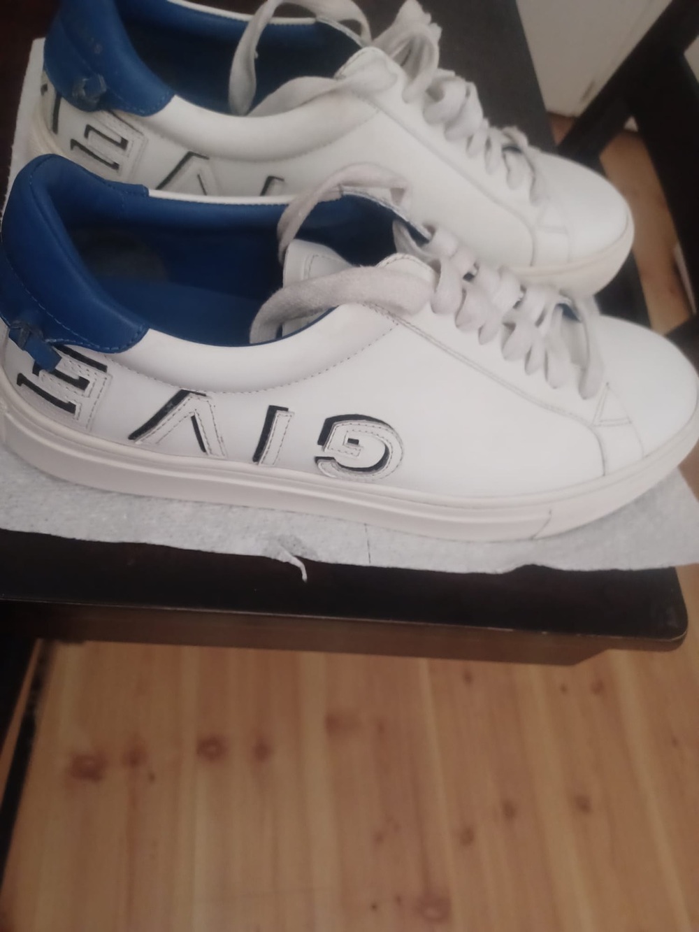 Givenchy White Leather Low-Top Sneakers with Blue Heel